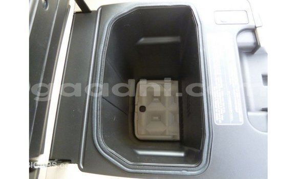 Acheter Import Voiture Toyota Land Cruiser Autre à Import - Dubai, Somalie Acheter Import Voiture Toyota Land Cruiser Autre à Import - Dubai, Somalie