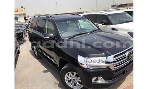 ይግዙ Imported Toyota Land Cruiser ጥቁር መኪና በ Import - Dubai በ ሶማሊያ ይግዙ Imported Toyota Land Cruiser ጥቁር መኪና በ Import - Dubai በ ሶማሊያ