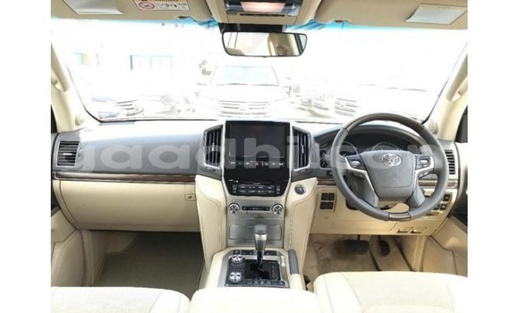 ይግዙ Imported Toyota Land Cruiser ጥቁር መኪና በ Import - Dubai በ ሶማሊያ ይግዙ Imported Toyota Land Cruiser ጥቁር መኪና በ Import - Dubai በ ሶማሊያ