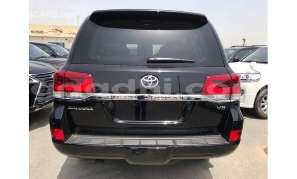 ይግዙ Imported Toyota Land Cruiser ጥቁር መኪና በ Import - Dubai በ ሶማሊያ ይግዙ Imported Toyota Land Cruiser ጥቁር መኪና በ Import - Dubai በ ሶማሊያ