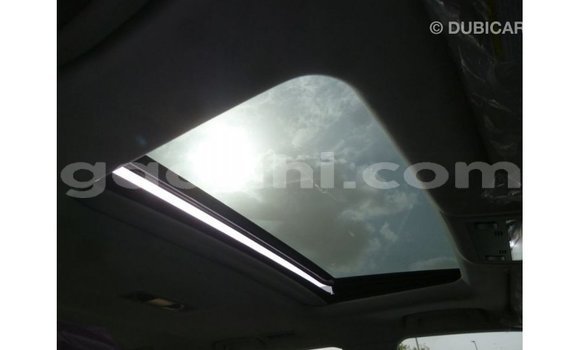 ይግዙ Imported Toyota Land Cruiser ብናማ መኪና በ Import - Dubai በ ሶማሊያ ይግዙ Imported Toyota Land Cruiser ብናማ መኪና በ Import - Dubai በ ሶማሊያ