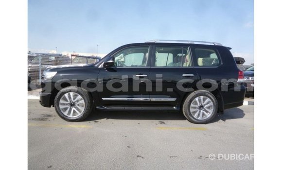 Acheter Import Voiture Toyota Land Cruiser Noir à Import - Dubai, Somalie Acheter Import Voiture Toyota Land Cruiser Noir à Import - Dubai, Somalie