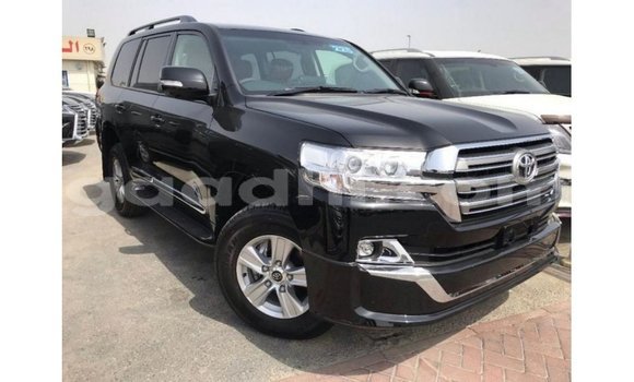 ይግዙ Imported Toyota Land Cruiser ጥቁር መኪና በ Import - Dubai በ ሶማሊያ ይግዙ Imported Toyota Land Cruiser ጥቁር መኪና በ Import - Dubai በ ሶማሊያ