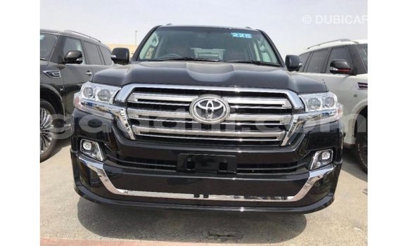 ይግዙ Imported Toyota Land Cruiser ጥቁር መኪና በ Import - Dubai በ ሶማሊያ ይግዙ Imported Toyota Land Cruiser ጥቁር መኪና በ Import - Dubai በ ሶማሊያ
