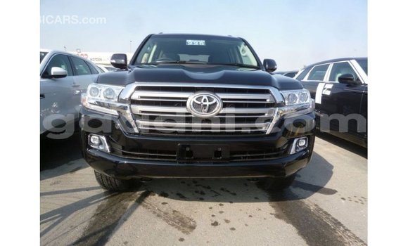 Acheter Import Voiture Toyota Land Cruiser Noir à Import - Dubai, Somalie Acheter Import Voiture Toyota Land Cruiser Noir à Import - Dubai, Somalie