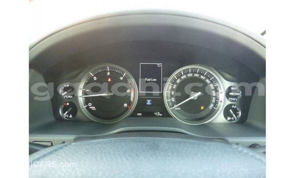 Acheter Import Voiture Toyota Land Cruiser Noir à Import - Dubai, Somalie Acheter Import Voiture Toyota Land Cruiser Noir à Import - Dubai, Somalie