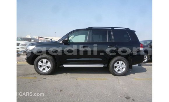 Acheter Import Voiture Toyota Land Cruiser Noir à Import - Dubai, Somalie Acheter Import Voiture Toyota Land Cruiser Noir à Import - Dubai, Somalie