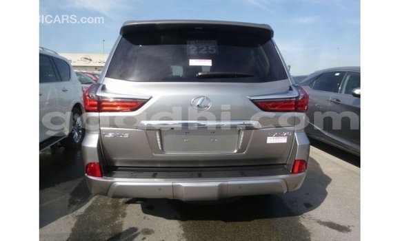 ይግዙ Imported Lexus LX ሌላ መኪና በ Import - Dubai በ ሶማሊያ ይግዙ Imported Lexus LX ሌላ መኪና በ Import - Dubai በ ሶማሊያ