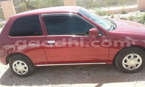 Nunua Ilio tumika Toyota Starlet Nyekundu Gari ndani ya Mogadishu nchini Somalia Nunua Ilio tumika Toyota Starlet Nyekundu Gari ndani ya Mogadishu nchini Somalia