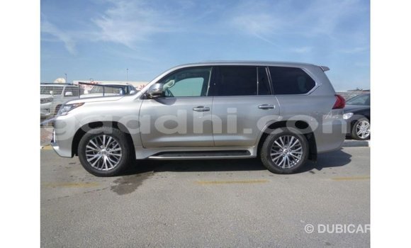 ይግዙ Imported Lexus LX ሌላ መኪና በ Import - Dubai በ ሶማሊያ ይግዙ Imported Lexus LX ሌላ መኪና በ Import - Dubai በ ሶማሊያ