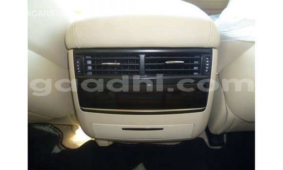 ይግዙ Imported Lexus LX ጥቁር መኪና በ Import - Dubai በ ሶማሊያ ይግዙ Imported Lexus LX ጥቁር መኪና በ Import - Dubai በ ሶማሊያ