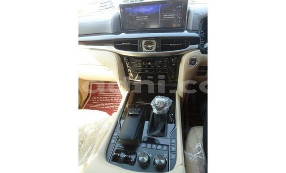 ይግዙ Imported Lexus LX ጥቁር መኪና በ Import - Dubai በ ሶማሊያ ይግዙ Imported Lexus LX ጥቁር መኪና በ Import - Dubai በ ሶማሊያ