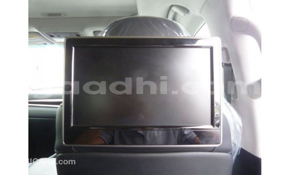 Acheter Import Voiture Lexus LX Blanc à Import - Dubai, Somalie Acheter Import Voiture Lexus LX Blanc à Import - Dubai, Somalie