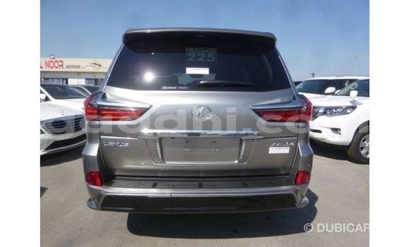Acheter Import Voiture Lexus LX Autre à Import - Dubai, Somalie Acheter Import Voiture Lexus LX Autre à Import - Dubai, Somalie