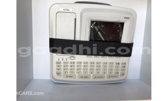 Acheter Import Voiture Toyota Hiace Blanc à Import - Dubai, Somalie Acheter Import Voiture Toyota Hiace Blanc à Import - Dubai, Somalie