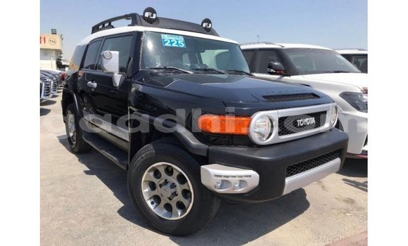 ይግዙ Imported Toyota FJ Cruiser ጥቁር መኪና በ Import - Dubai በ ሶማሊያ ይግዙ Imported Toyota FJ Cruiser ጥቁር መኪና በ Import - Dubai በ ሶማሊያ