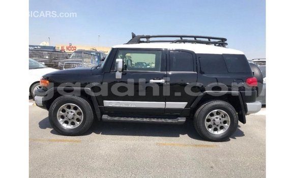 ይግዙ Imported Toyota FJ Cruiser ጥቁር መኪና በ Import - Dubai በ ሶማሊያ ይግዙ Imported Toyota FJ Cruiser ጥቁር መኪና በ Import - Dubai በ ሶማሊያ