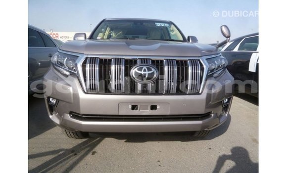 Acheter Import Voiture Toyota Prado Autre à Import - Dubai, Somalie Acheter Import Voiture Toyota Prado Autre à Import - Dubai, Somalie