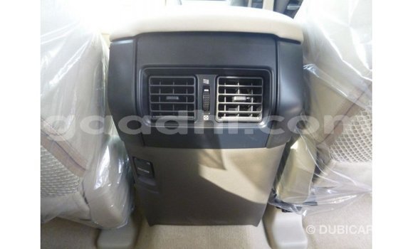 Acheter Import Voiture Toyota Prado Autre à Import - Dubai, Somalie Acheter Import Voiture Toyota Prado Autre à Import - Dubai, Somalie