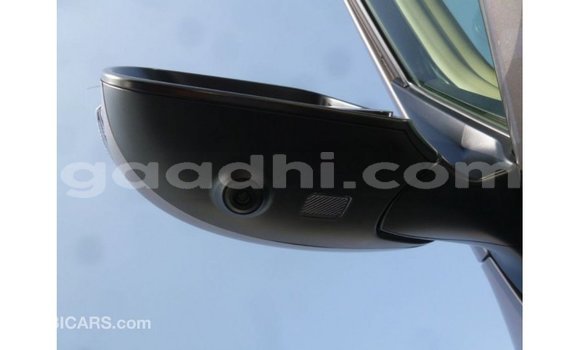 Acheter Import Voiture Toyota Prado Autre à Import - Dubai, Somalie Acheter Import Voiture Toyota Prado Autre à Import - Dubai, Somalie