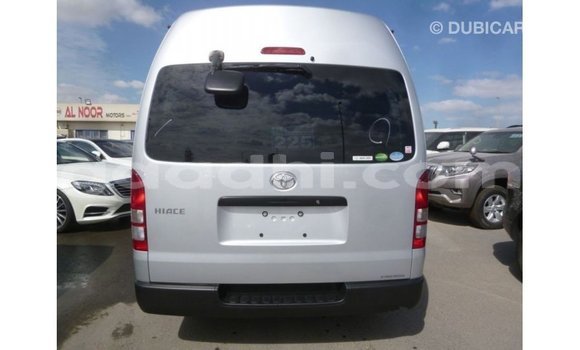 Acheter Import Voiture Toyota Hiace Autre à Import - Dubai, Somalie Acheter Import Voiture Toyota Hiace Autre à Import - Dubai, Somalie