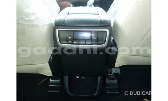 ይግዙ Imported Toyota Kluger ነጭ መኪና በ Import - Dubai በ ሶማሊያ ይግዙ Imported Toyota Kluger ነጭ መኪና በ Import - Dubai በ ሶማሊያ