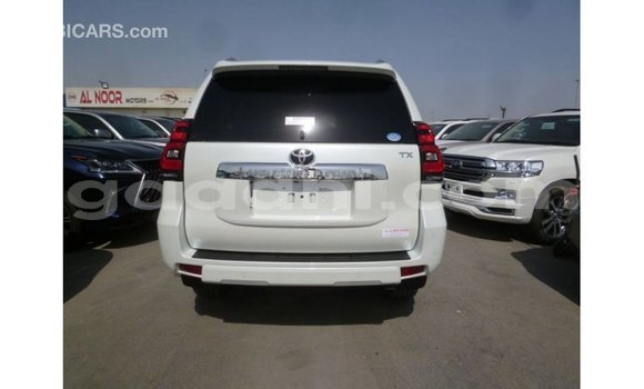 ይግዙ Imported Toyota Prado ነጭ መኪና በ Import - Dubai በ ሶማሊያ ይግዙ Imported Toyota Prado ነጭ መኪና በ Import - Dubai በ ሶማሊያ