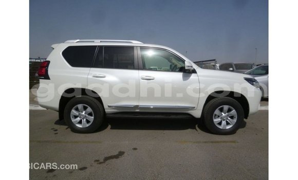 ይግዙ Imported Toyota Prado ነጭ መኪና በ Import - Dubai በ ሶማሊያ ይግዙ Imported Toyota Prado ነጭ መኪና በ Import - Dubai በ ሶማሊያ