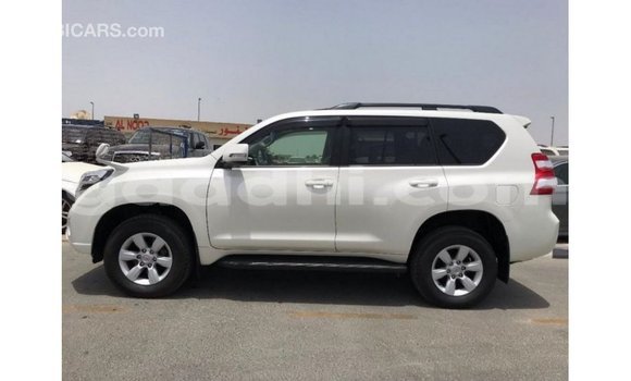 ይግዙ Imported Toyota Prado ነጭ መኪና በ Import - Dubai በ ሶማሊያ ይግዙ Imported Toyota Prado ነጭ መኪና በ Import - Dubai በ ሶማሊያ