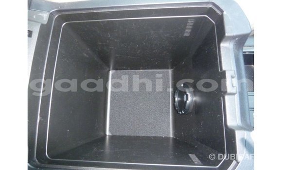 Acheter Import Voiture Toyota Prado Noir à Import - Dubai, Somalie Acheter Import Voiture Toyota Prado Noir à Import - Dubai, Somalie