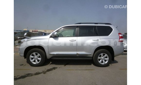 Acheter Import Voiture Toyota Prado Autre à Import - Dubai, Somalie Acheter Import Voiture Toyota Prado Autre à Import - Dubai, Somalie