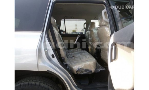 Acheter Import Voiture Toyota Prado Autre à Import - Dubai, Somalie Acheter Import Voiture Toyota Prado Autre à Import - Dubai, Somalie