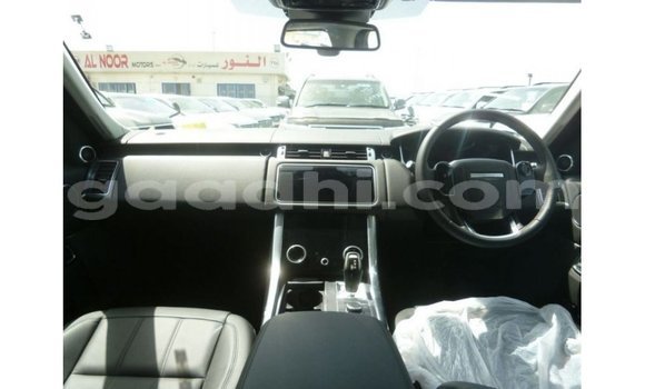 Acheter Import Voiture Land Rover Range Rover Noir à Import - Dubai, Somalie Acheter Import Voiture Land Rover Range Rover Noir à Import - Dubai, Somalie