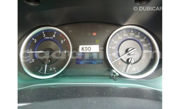 Acheter Import Voiture Toyota Hilux Noir à Import - Dubai, Somalie Acheter Import Voiture Toyota Hilux Noir à Import - Dubai, Somalie