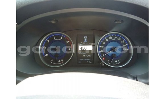 Acheter Import Voiture Toyota Hilux Noir à Import - Dubai, Somalie Acheter Import Voiture Toyota Hilux Noir à Import - Dubai, Somalie