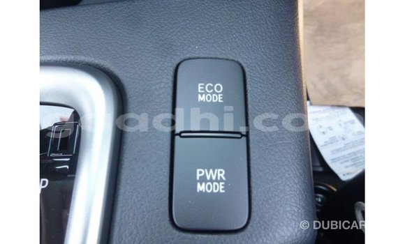 Acheter Import Voiture Toyota Hilux Noir à Import - Dubai, Somalie Acheter Import Voiture Toyota Hilux Noir à Import - Dubai, Somalie