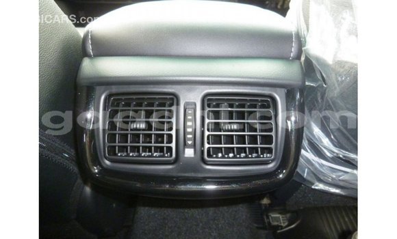 Acheter Import Voiture Toyota Hilux Blanc à Import - Dubai, Somalie Acheter Import Voiture Toyota Hilux Blanc à Import - Dubai, Somalie