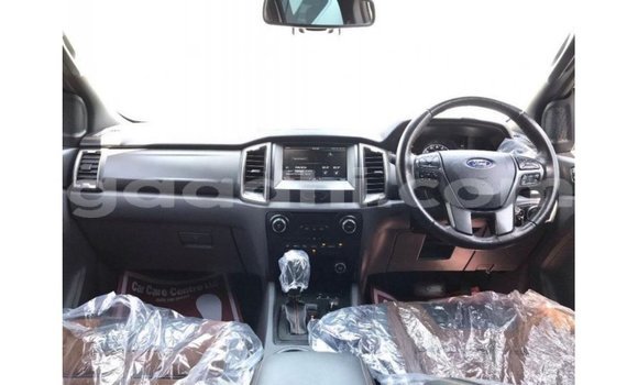 ይግዙ Imported Ford Ranger ነጭ መኪና በ Import - Dubai በ ሶማሊያ ይግዙ Imported Ford Ranger ነጭ መኪና በ Import - Dubai በ ሶማሊያ