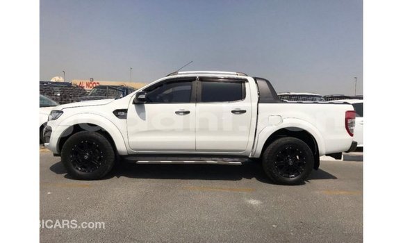 ይግዙ Imported Ford Ranger ነጭ መኪና በ Import - Dubai በ ሶማሊያ ይግዙ Imported Ford Ranger ነጭ መኪና በ Import - Dubai በ ሶማሊያ