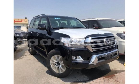 Acheter Import Voiture Toyota Land Cruiser Noir à Import - Dubai, Somalie Acheter Import Voiture Toyota Land Cruiser Noir à Import - Dubai, Somalie