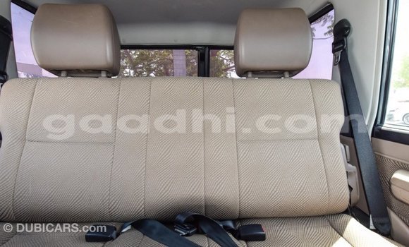 اشتري Imported Toyota Land Cruiser آخر سيارة في Import - Dubai في الصومال اشتري Imported Toyota Land Cruiser آخر سيارة في Import - Dubai في الصومال