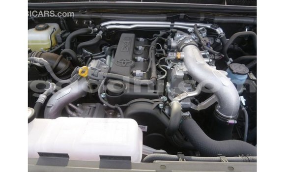 Acheter Import Voiture Toyota Prado Autre à Import - Dubai, Somalie Acheter Import Voiture Toyota Prado Autre à Import - Dubai, Somalie