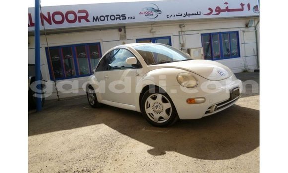 Buy Import Volkswagen Beetle White Car in Import - Dubai in Somalia