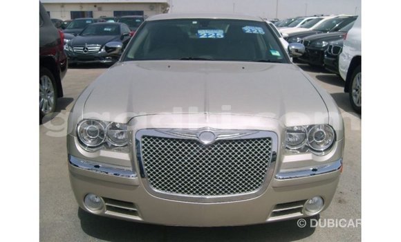 Acheter Import Voiture Chrysler 300 Beige à Import - Dubai, Somalie Acheter Import Voiture Chrysler 300 Beige à Import - Dubai, Somalie