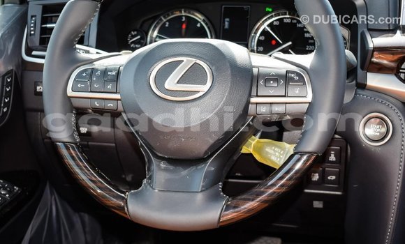 اشتري Imported Lexus LX آخر سيارة في Import - Dubai في الصومال اشتري Imported Lexus LX آخر سيارة في Import - Dubai في الصومال