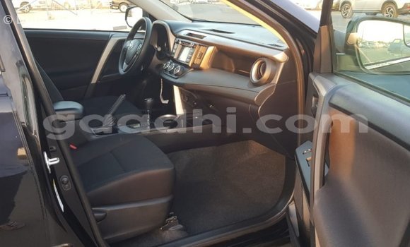 اشتري Imported Toyota HiAce أسود شاحنة في Import - Dubai في الصومال اشتري Imported Toyota HiAce أسود شاحنة في Import - Dubai في الصومال