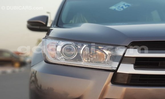 Buy Import Toyota Highlander Other Car in Import - Dubai in Somalia Buy Import Toyota Highlander Other Car in Import - Dubai in Somalia