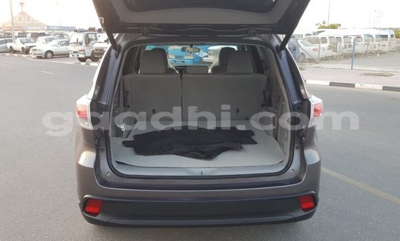 Buy Import Toyota Highlander Other Car in Import - Dubai in Somalia Buy Import Toyota Highlander Other Car in Import - Dubai in Somalia