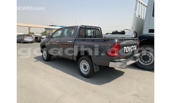 اشتري Imported Toyota Hilux آخر سيارة في Import - Dubai في الصومال اشتري Imported Toyota Hilux آخر سيارة في Import - Dubai في الصومال