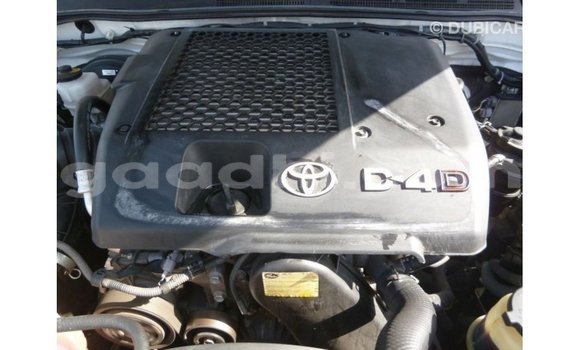 Acheter Import Voiture Toyota Hilux Blanc à Import - Dubai, Somalie Acheter Import Voiture Toyota Hilux Blanc à Import - Dubai, Somalie